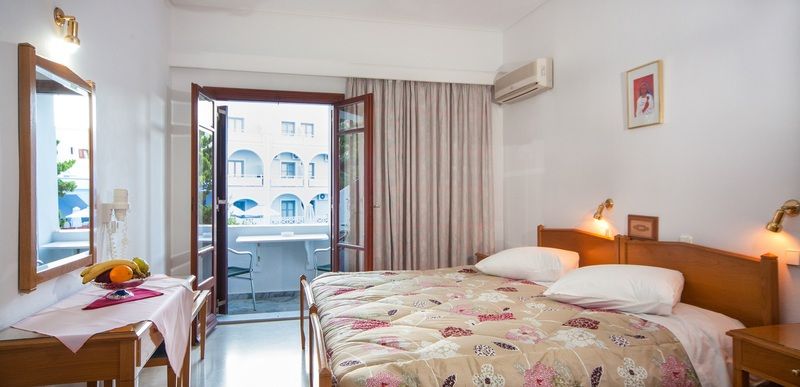 Irini'S Rooms Fteoura Kamári Eksteriør bilde