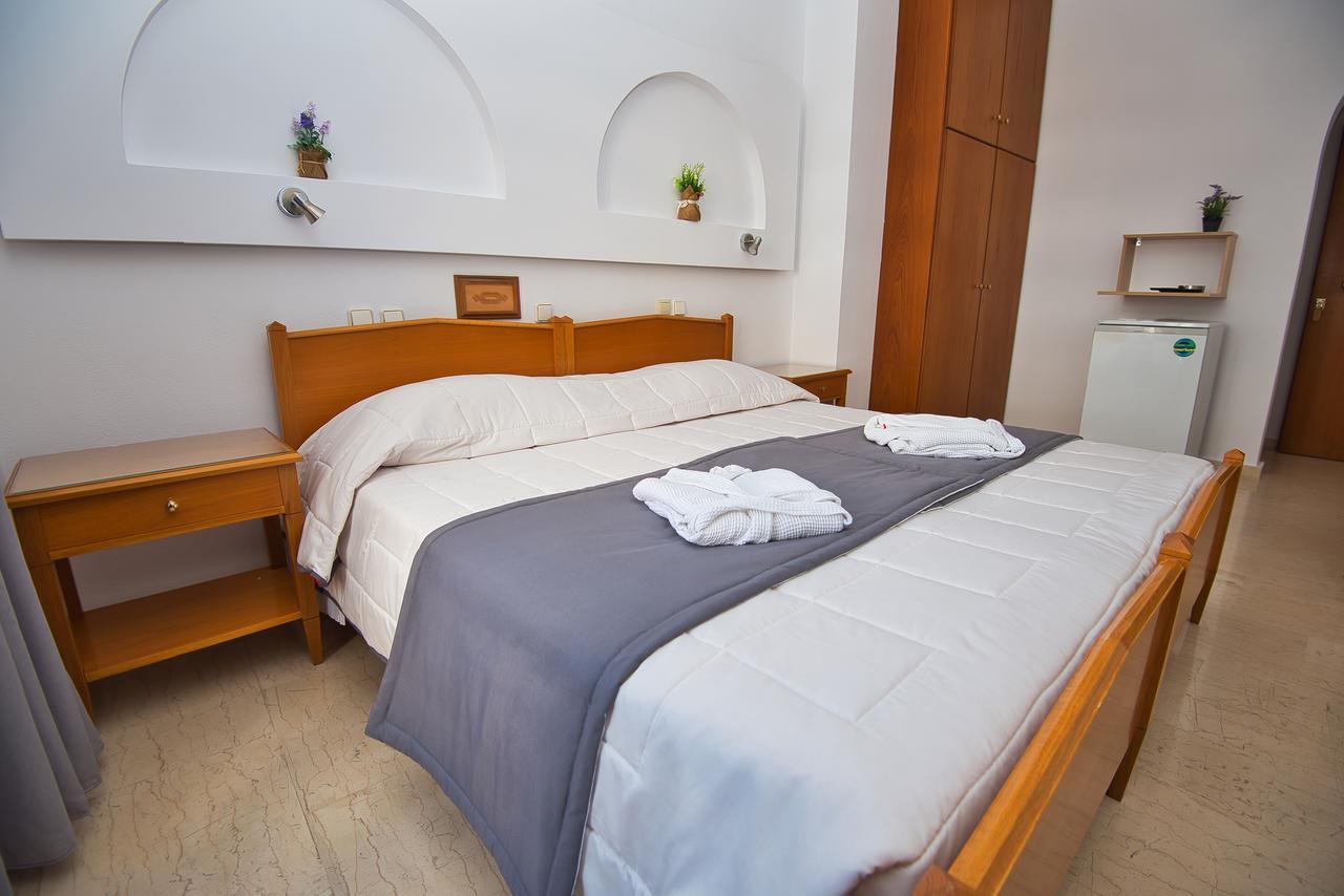 Irini'S Rooms Fteoura Kamári Eksteriør bilde