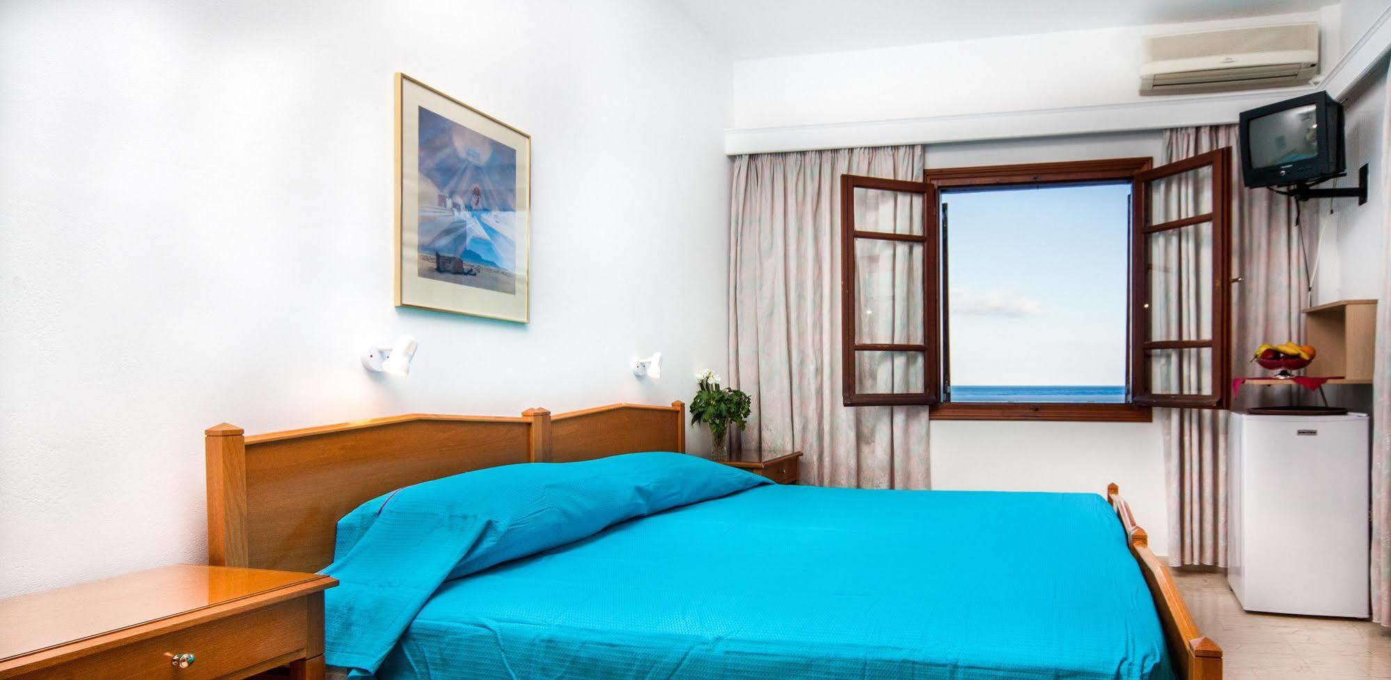 Irini'S Rooms Fteoura Kamári Eksteriør bilde